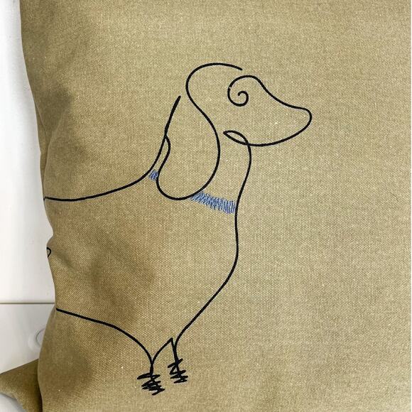 ED Ellen Degeneres Dachshund Dog Accent Throw Pillow 20X20 Tan Embroidered Zip - Picture 3 of 12